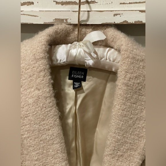 Eileen Fisher Boucle Lined Wool Jacket / Blazer In Cream/Ivory Size M - Picture 2 of 15